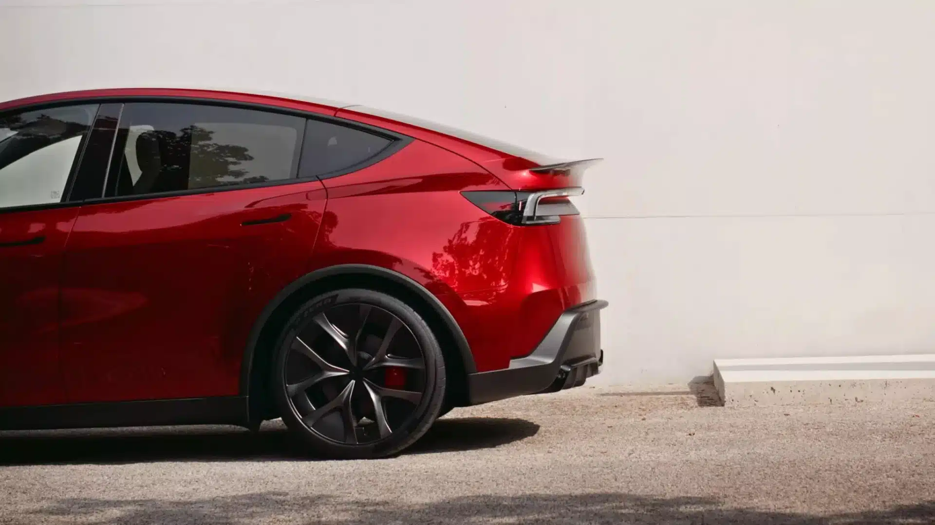 Tesla представи новия Model Y Performance с ускорение от 0 до 100 км/ч за 3,5 секунди
