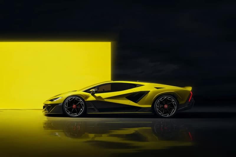 Lamborghini ще пусне най-бързия в историята плъгин хиперавтомобил досега, Fenomeno, на цена от ,5 млн.