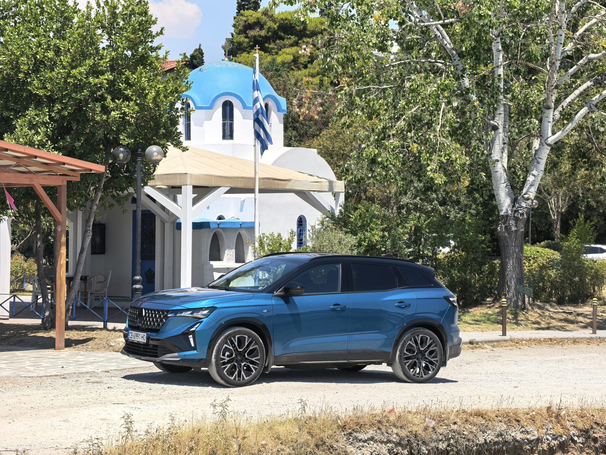Renault Austral: Блус на четири колела с френска душа