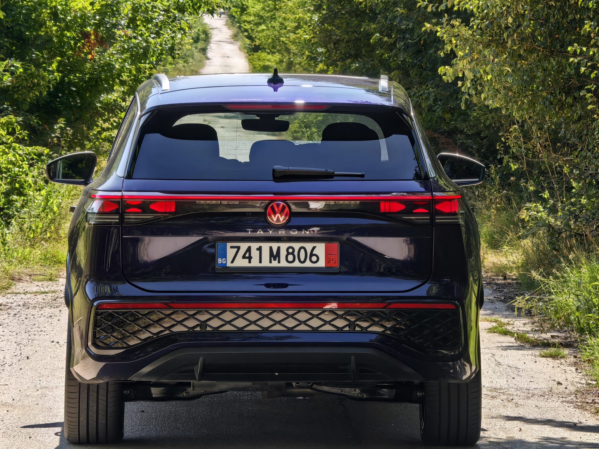 Новият VW Tayron: Седем места, четири задвижващи колела и нула компромиси