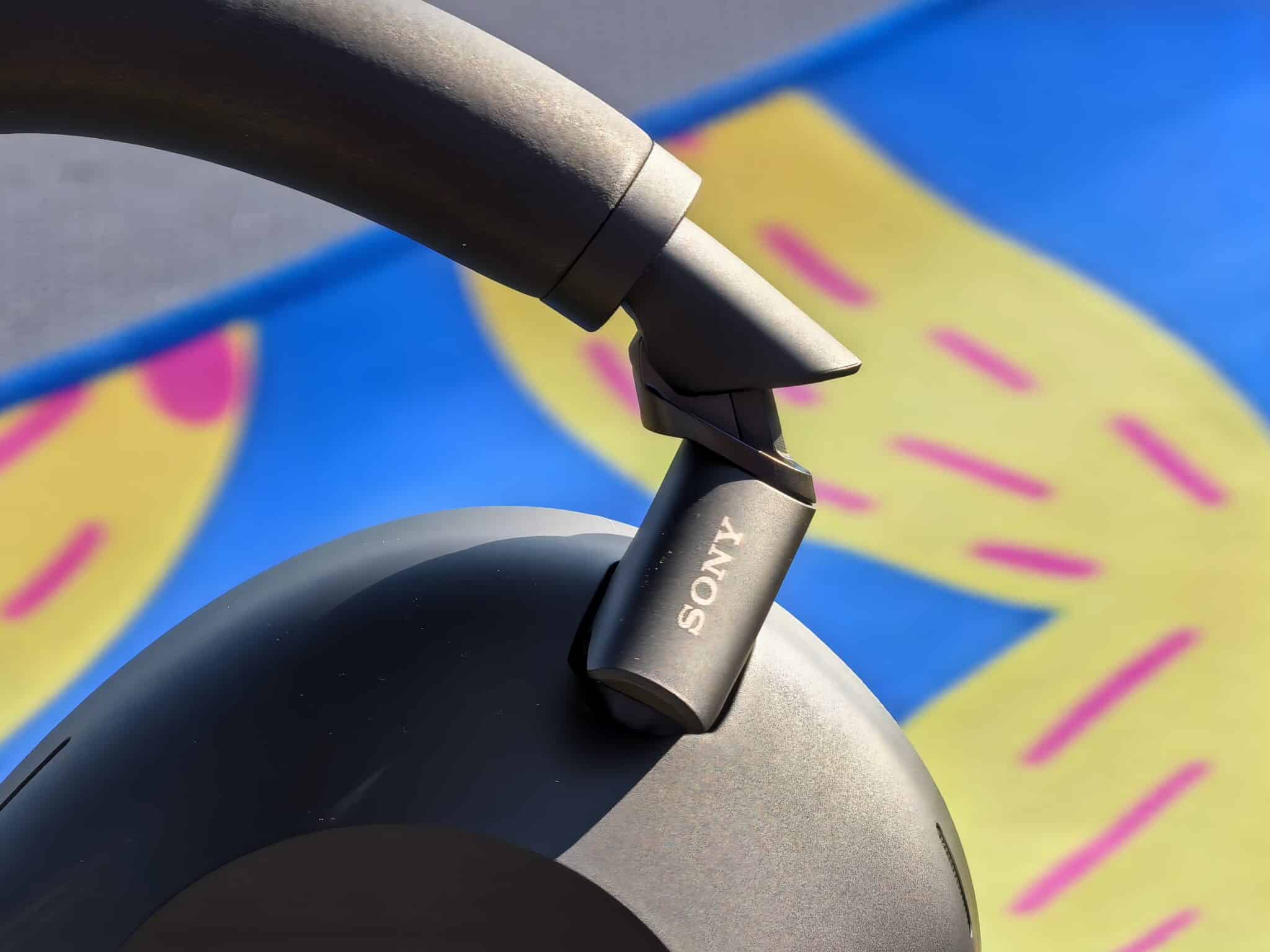 Sony WH-1000XM6 – когато технологията не само се чува, а се усеща