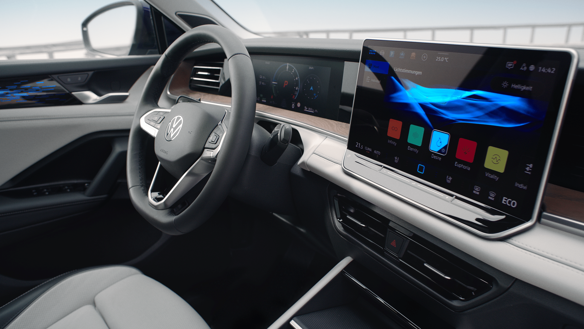 Новият VW Tayron: Седем места, четири задвижващи колела и нула компромиси