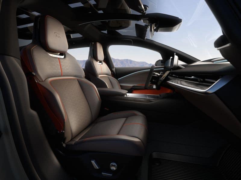 Lucid Motors представи концептуален електрически SUV, за да оправдае слабите си продажби