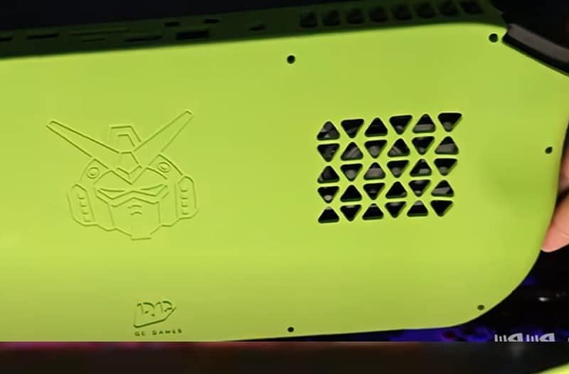 Steam Deck на стероиди: ентусиаст създаде портативна гейминг конзола с Intel i9-14900HX, GeForce RTX 4090 и 15 минути живот на батерията