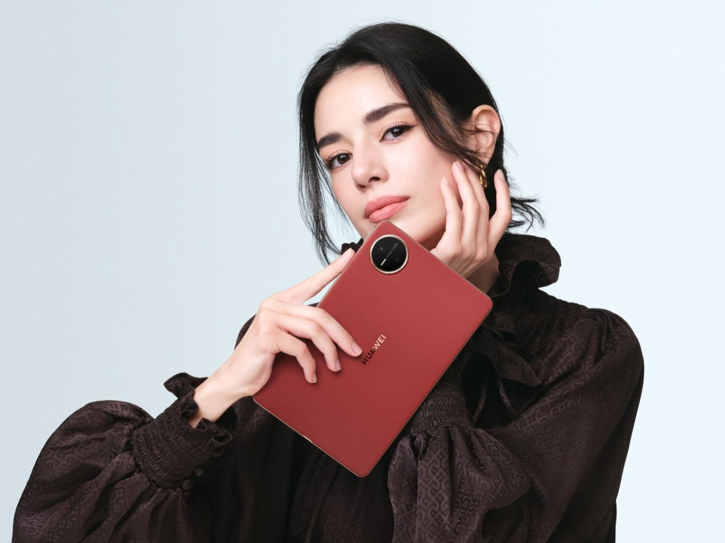 Huawei представи компактния 8,8-инчов таблет MatePad Mini с много ярък OLED-екран на цена от 6