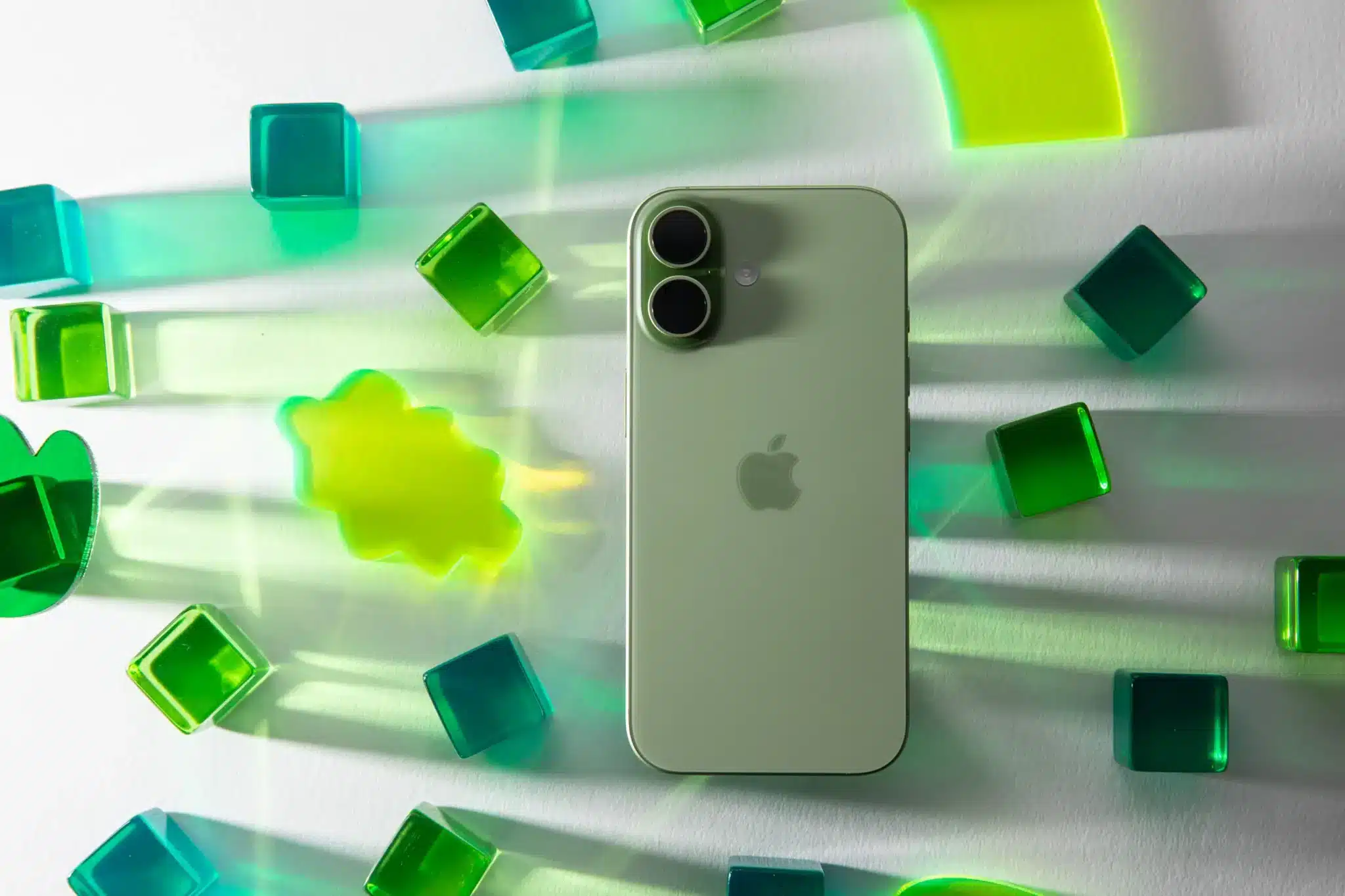 Първи ревюта на iPhone 17: „най-добрият вариант на базовия модел за последните години“