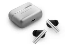 Bang & Olufsen пусна на пазара флагманските слушалки Beo Grace за $1500 и калъф за тях на цена $400