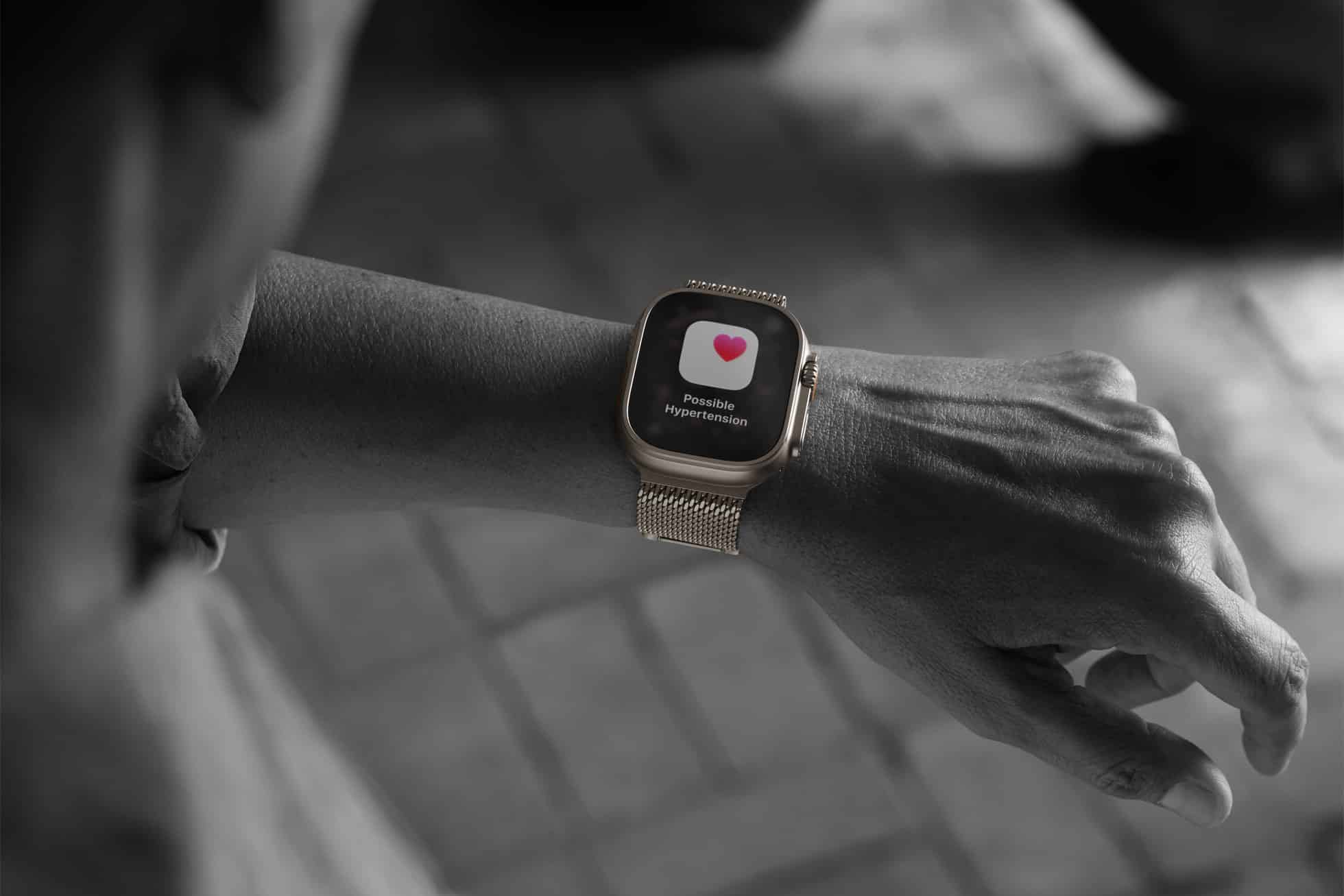 Apple Watch Ultra 3 е тук – най-здравият и умен часовник на Apple