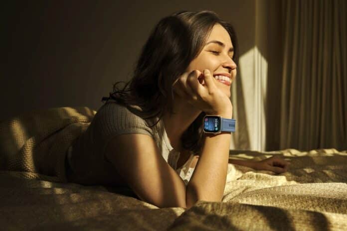 HUAWEI WATCH D2 Photo 2 Днес е Световният ден на сърцето, а HUAWEI WATCH D2 – смартчасовникът, който мери и кръвно налягане, идва в нов модерен цвят и обновени функции