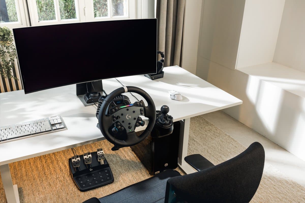 Logitech G обяви нови продукти и партньорство с McLaren Racing на Logitech G Play 2025