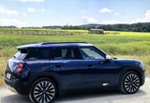 MINI Aceman SE – Любов от първия светофар