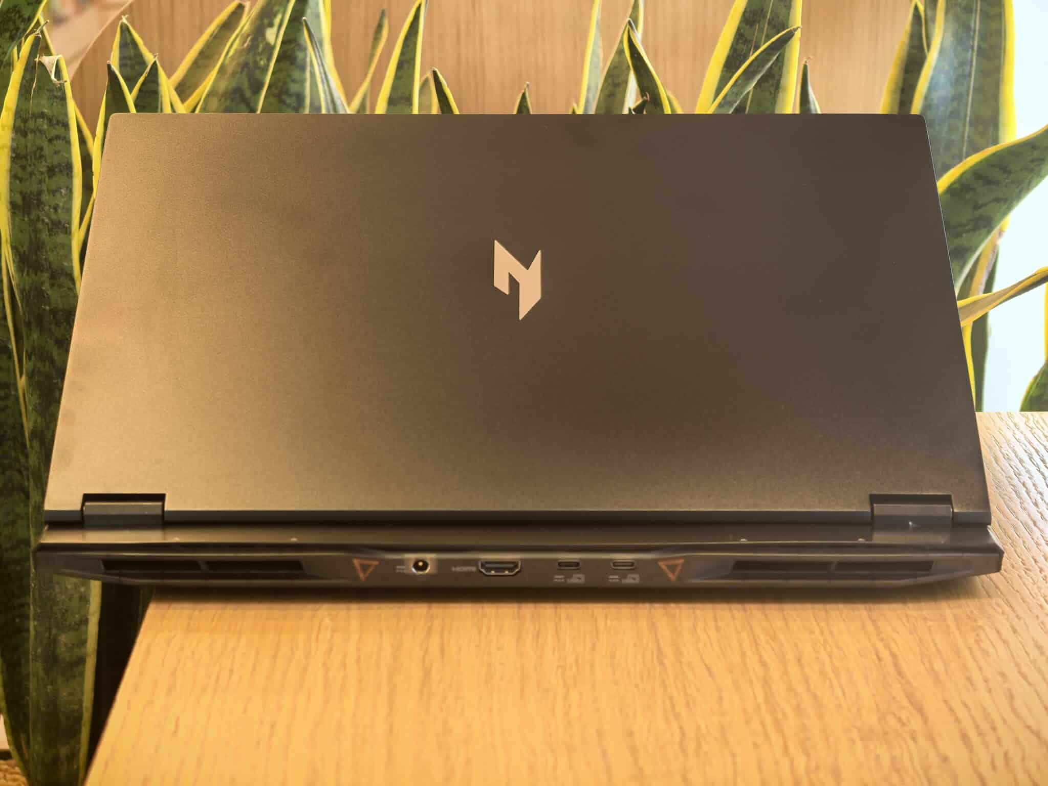 Acer Nitro 16 AI: Лаптопът, който превърна изкуствения интелект в геймърско оръжие