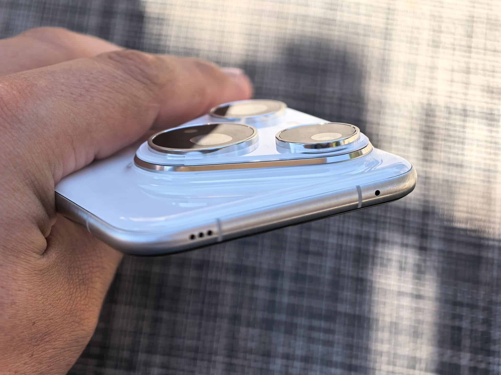 HUAWEI Pura 80 Pro: в сянката на Ultra, но с духа на истински флагман