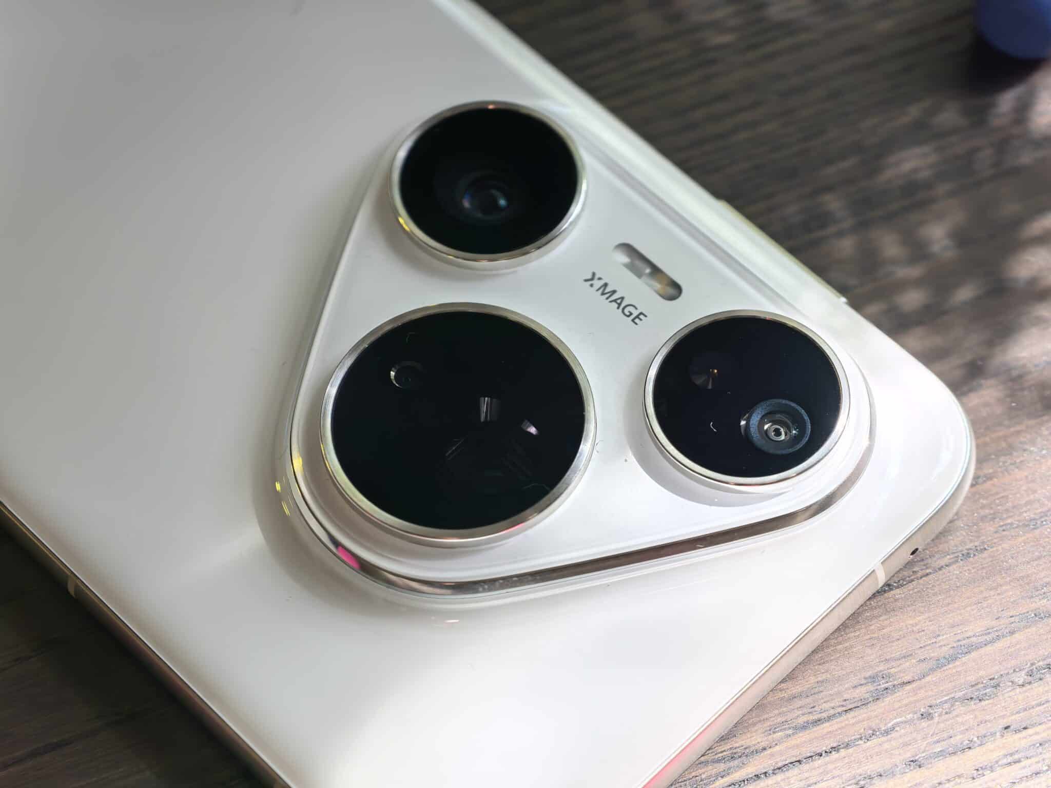 HUAWEI Pura 80 Pro: в сянката на Ultra, но с духа на истински флагман