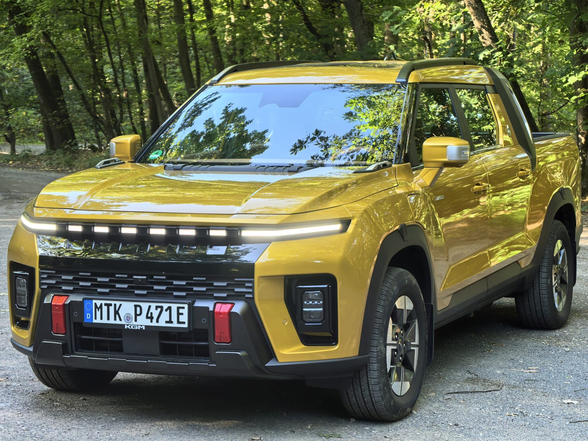 Корея говори на езика на бъдещето: Musso EV и Torres HEV тръгват към Европа
