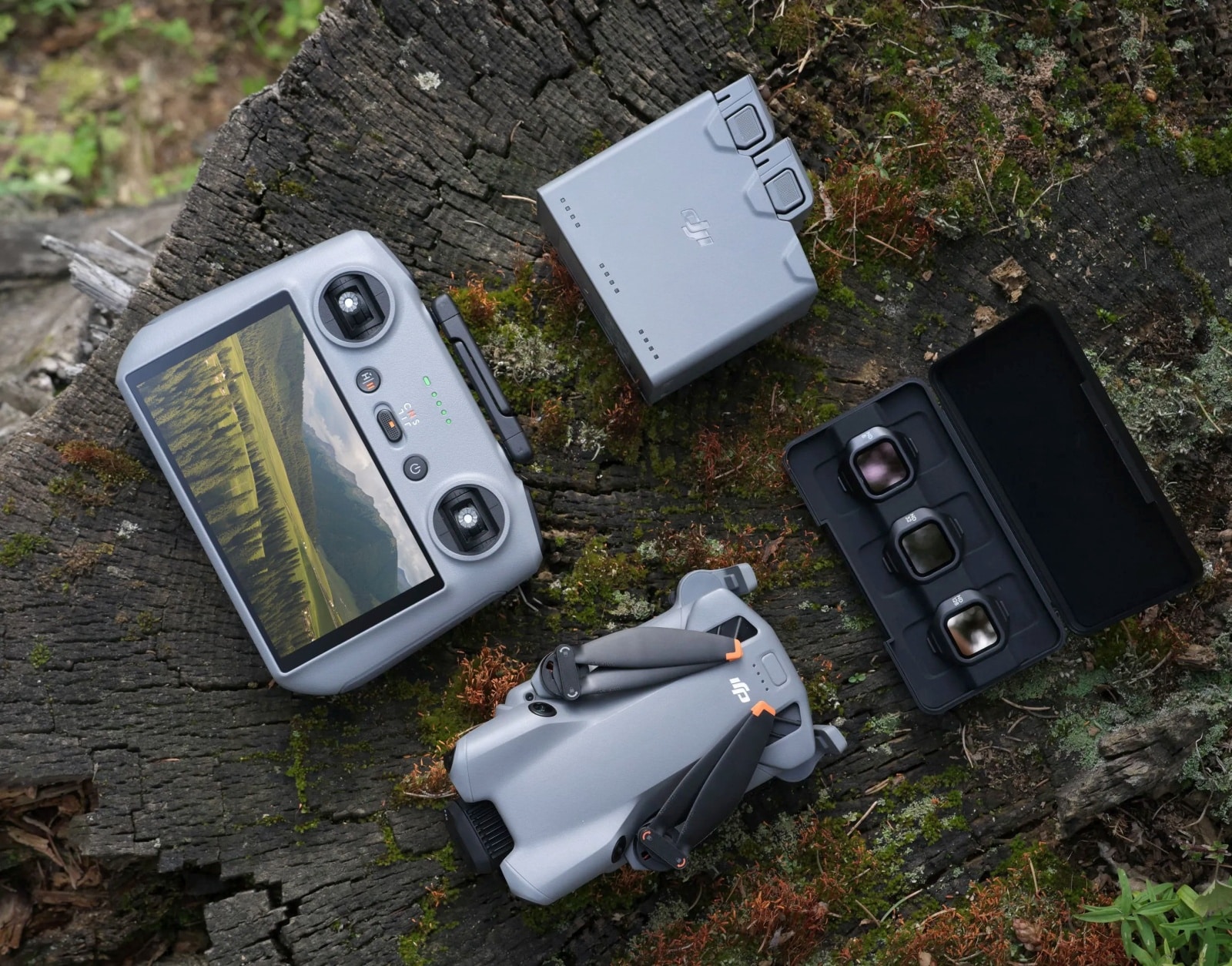 DJI представи компактния дрон Mini 5 Pro с 1-инчов сензор и подобрена автономност