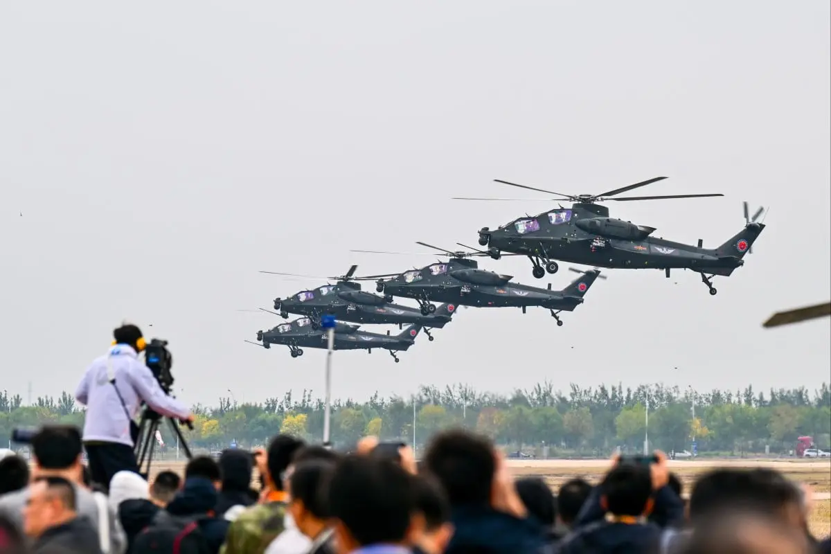 Китай е създал свой собствен Black Hawk? Какво е известно за новия боен хеликоптер Z-20T