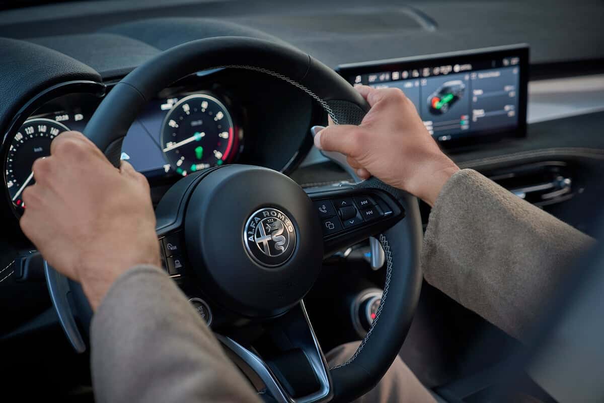 Alfa Romeo Tonale се завръща – с повече стил, технологии и чиста италианска страст