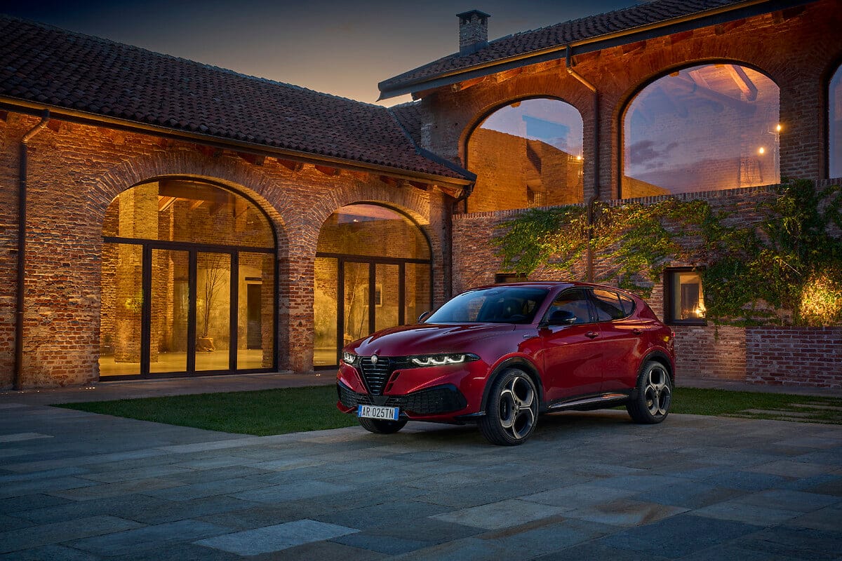 Alfa Romeo Tonale се завръща – с повече стил, технологии и чиста италианска страст