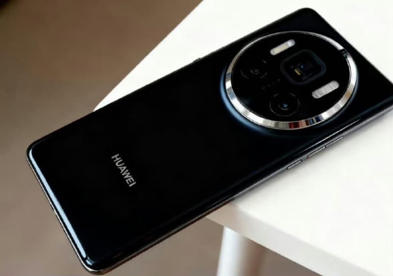 Huawei Mate 80 Pro се появи на живи снимки в неочаквана цветова схема