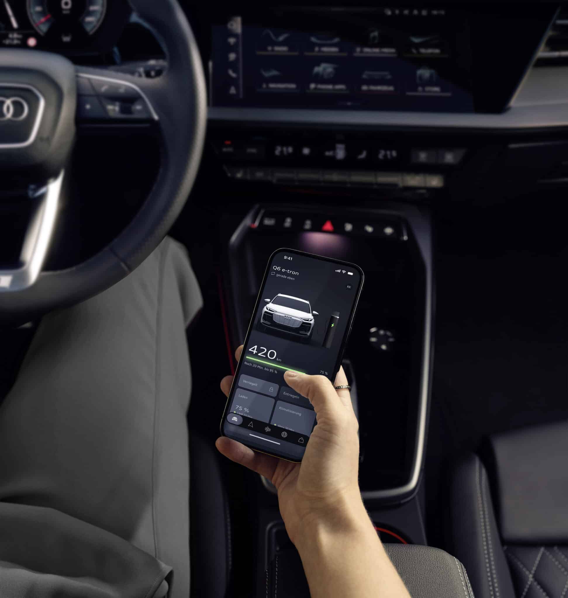 Audi въвежда ChatGPT в приложението myAudi: смартфонът става ключ, асистент и навигатор в едно