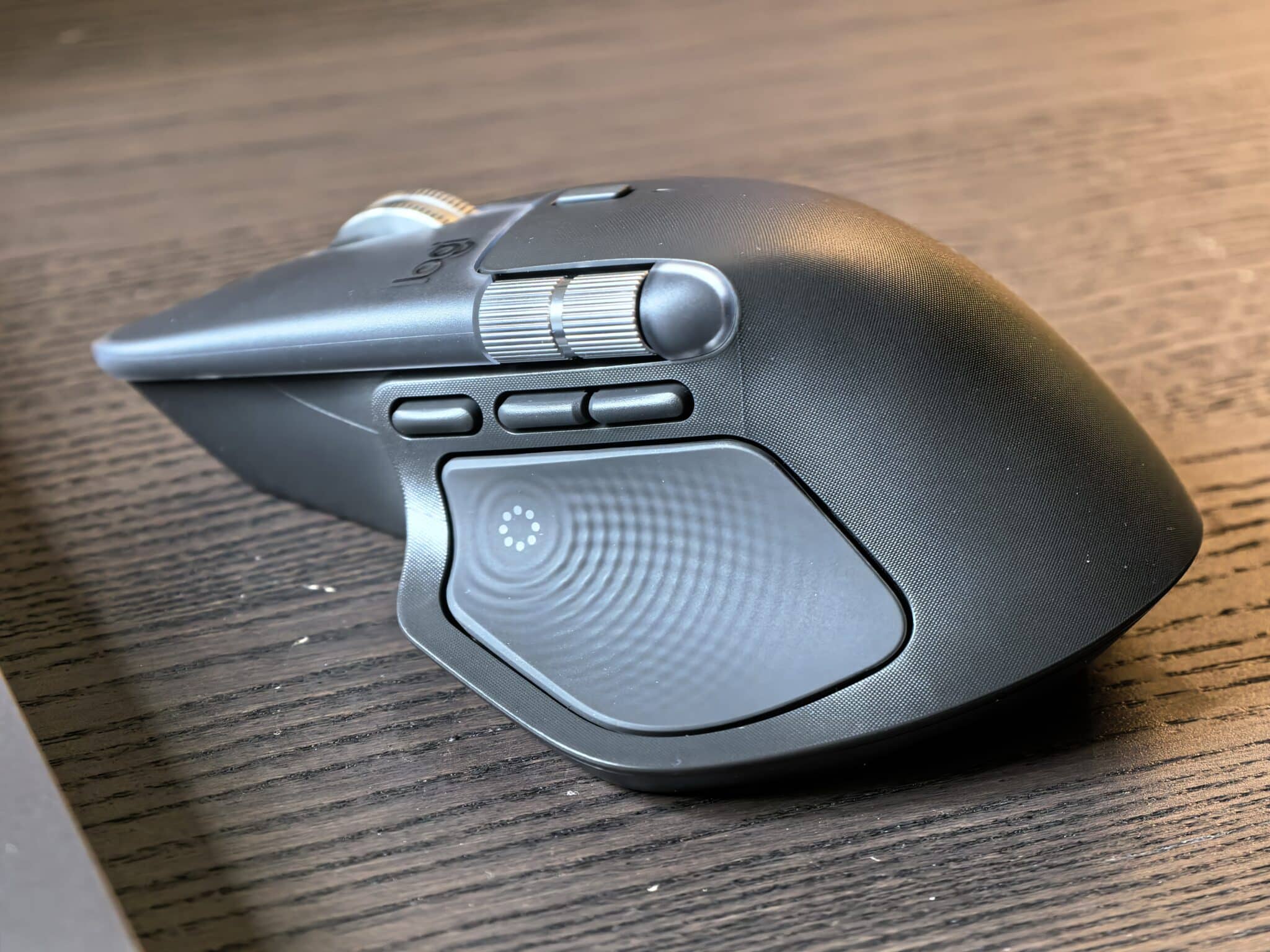 Logitech MX Master 4: Мишката, която пренаписва правилата на продуктивността