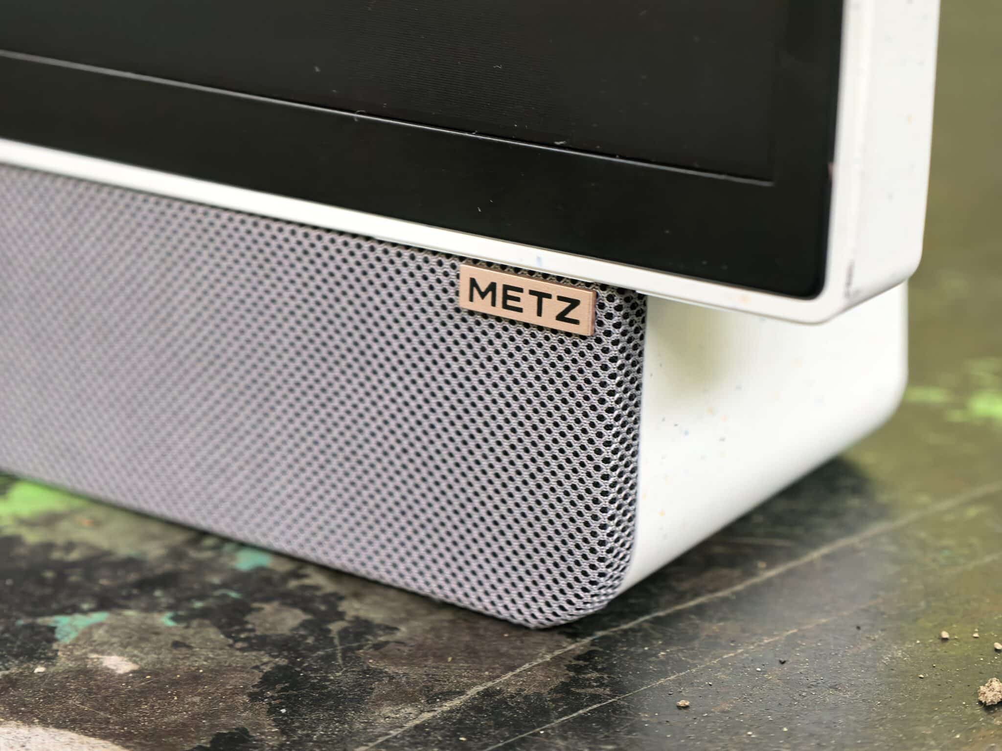 Metz 24MPE7000Z: 24 инча свобода и адреналин без кабели