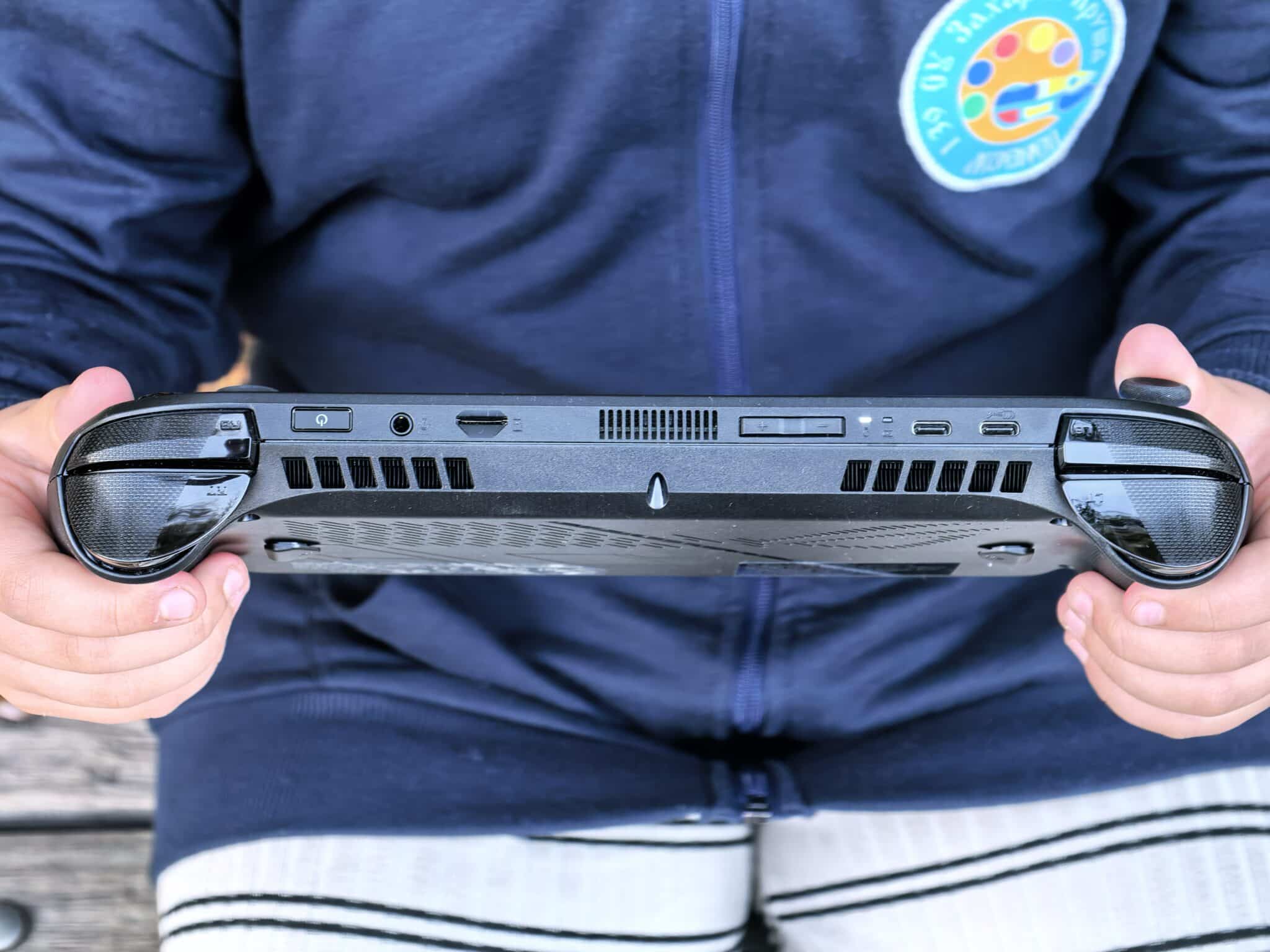 ROG Xbox Ally X: най-мощният „Xbox в раницата“ — но все пак истински PC
