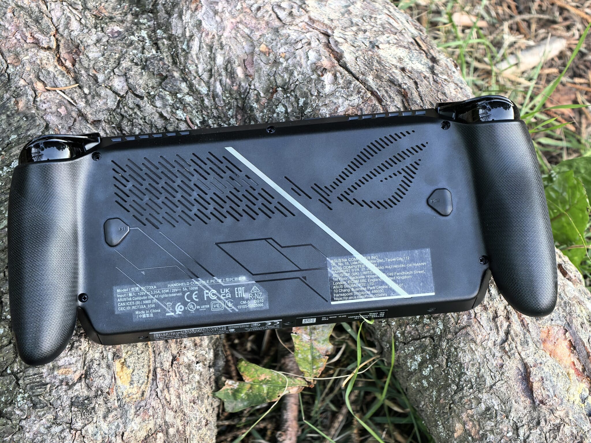 ROG Xbox Ally X: най-мощният „Xbox в раницата“ — но все пак истински PC