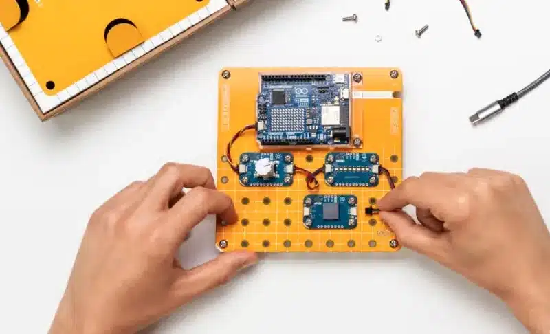 Qualcomm придоби Arduino, компания-икона в света на електрониката от типа „направи си сам“