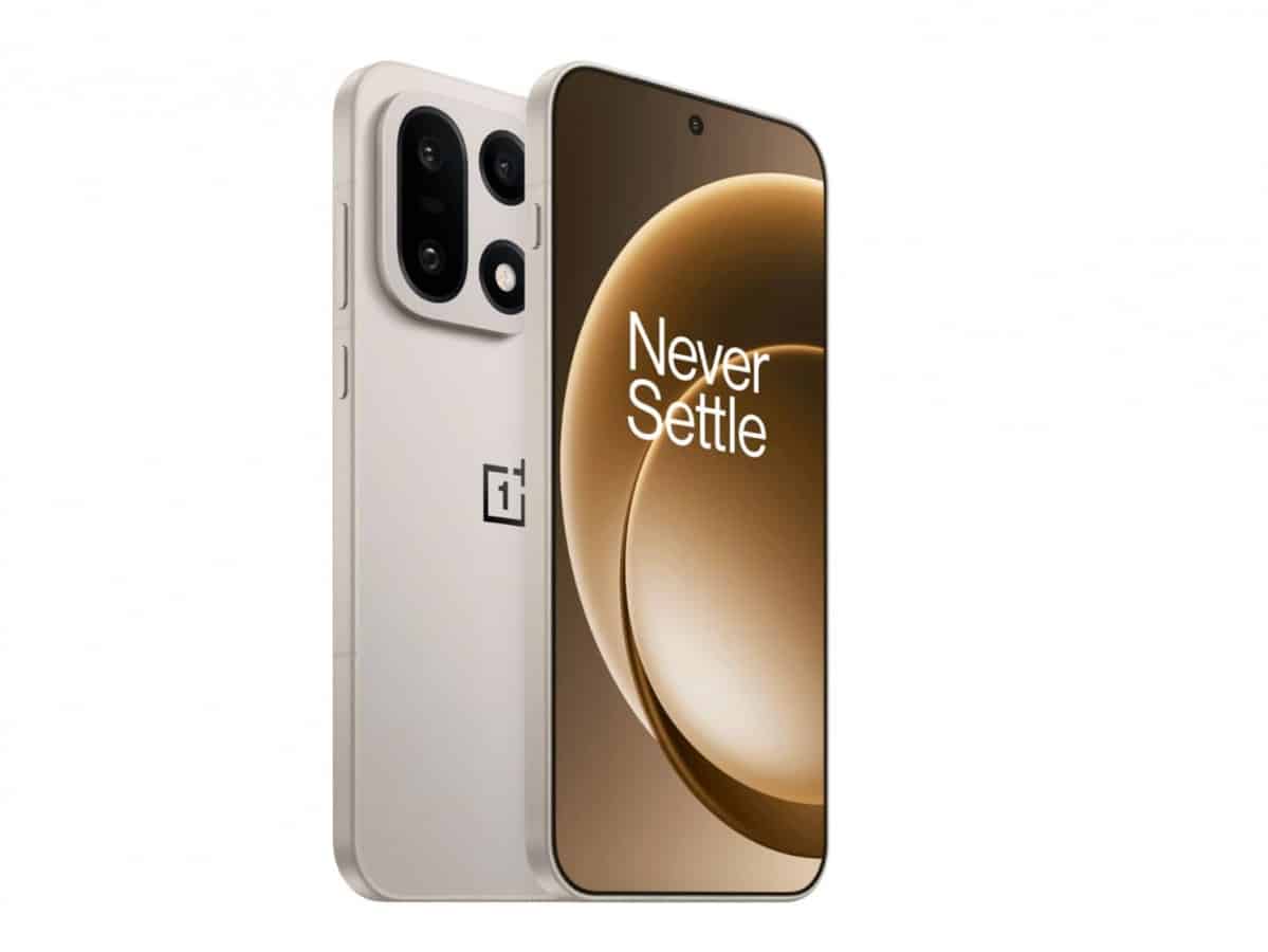 Флагманът OnePlus 15 е тук с чип Snapdragon 8 Elite Gen 5, три 50MP камери и 7300 mAh батерия за 1