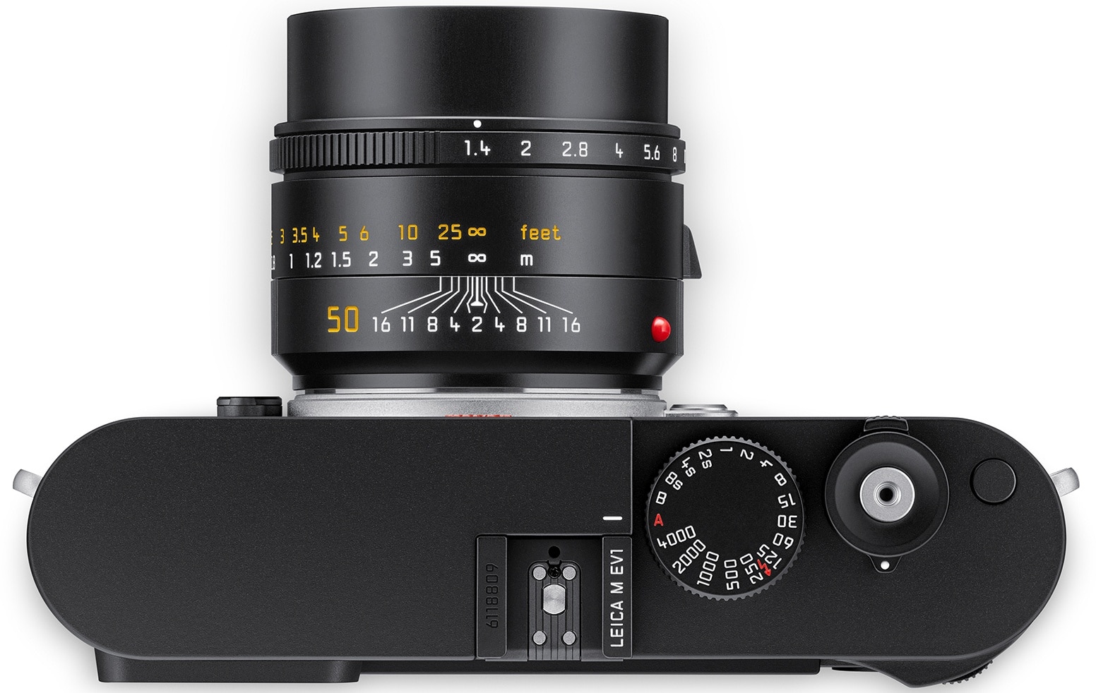 В чест на 100-годишнината на първия масов 35 мм фотоапарат: Leica представи M EV1 с вграден електронен визьор за 7950 евро