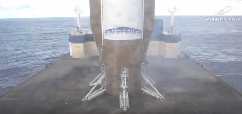 Blue Origin стартира мисията на НАСА до Марс и за първи път върна ракетна степен (видео)