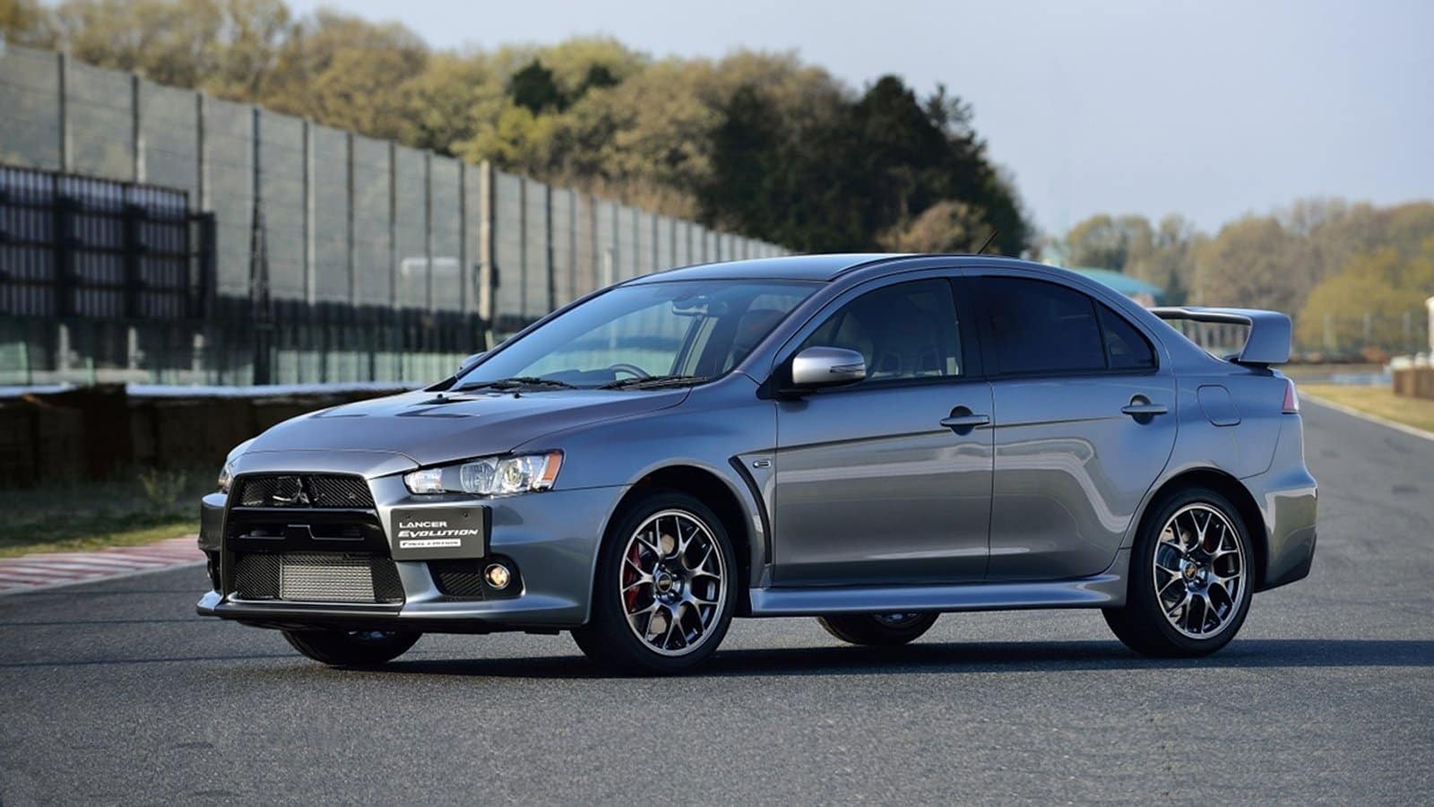 Mitsubishi може възроди Lancer EVO: подробности