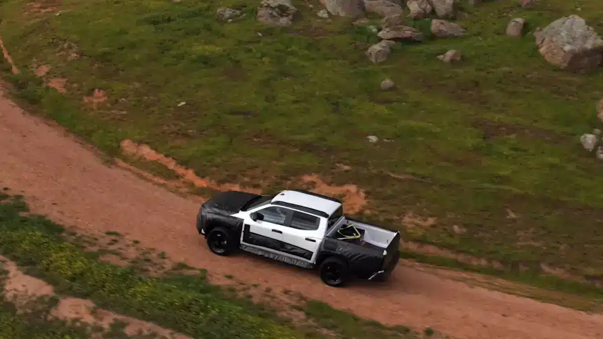 Новият Nissan Navara е нещо повече от просто прикрито Mitsubishi L200