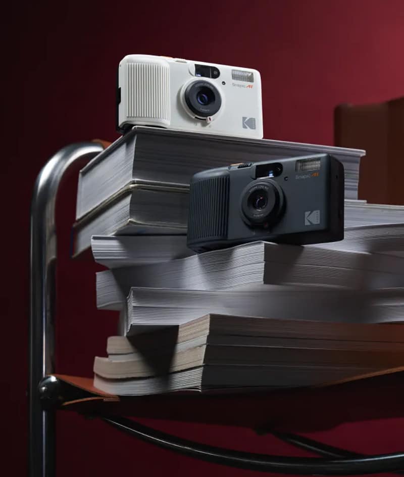 Представиха 35-мм фотоапарат Kodak Snapic A1 в стил 90-те години за