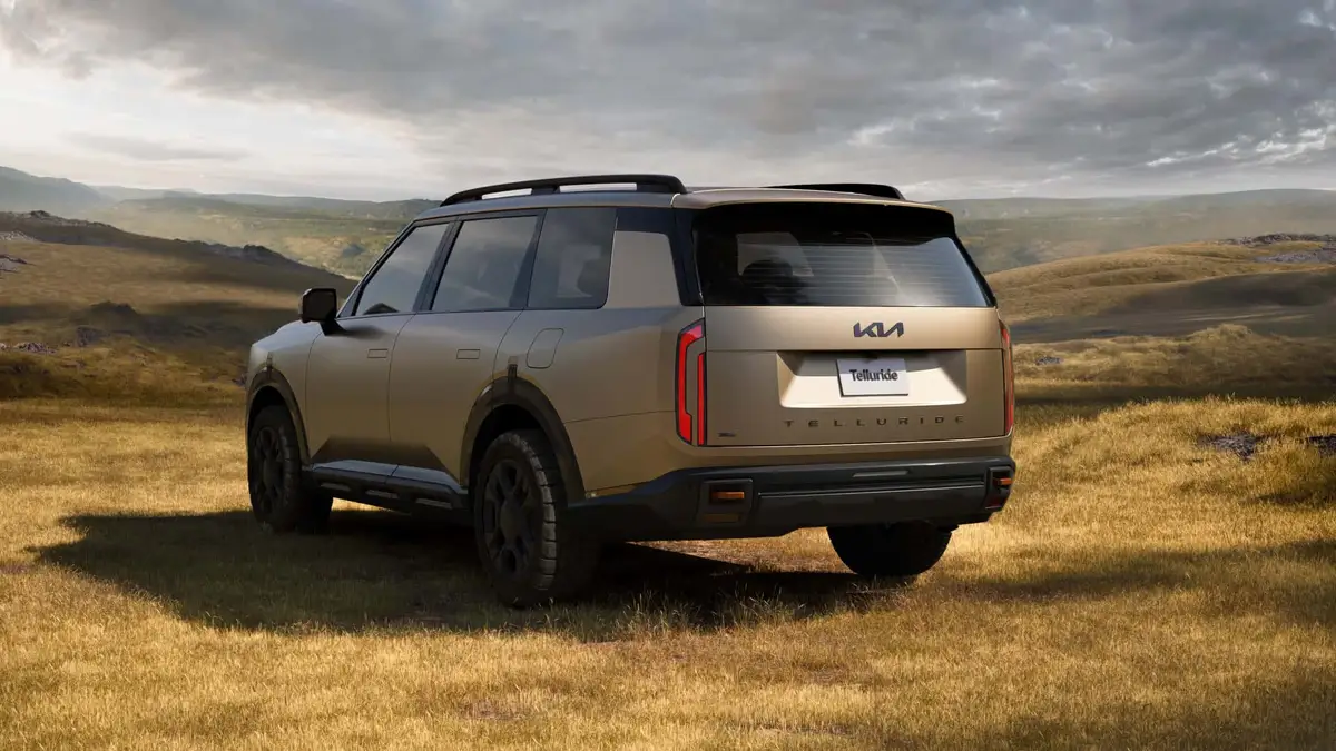 Новият Kia Telluride има доста противоречив външен вид: снимки