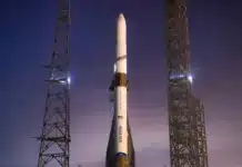 Blue Origin отложи изстрелването на мегаракетата New Glenn заради метеорологичните условия