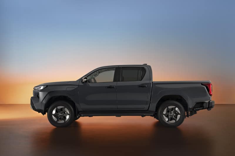 Toyota разкри новия Hilux: първият електрически модел, повече технологии и планирана водородна версия през 2028 г.