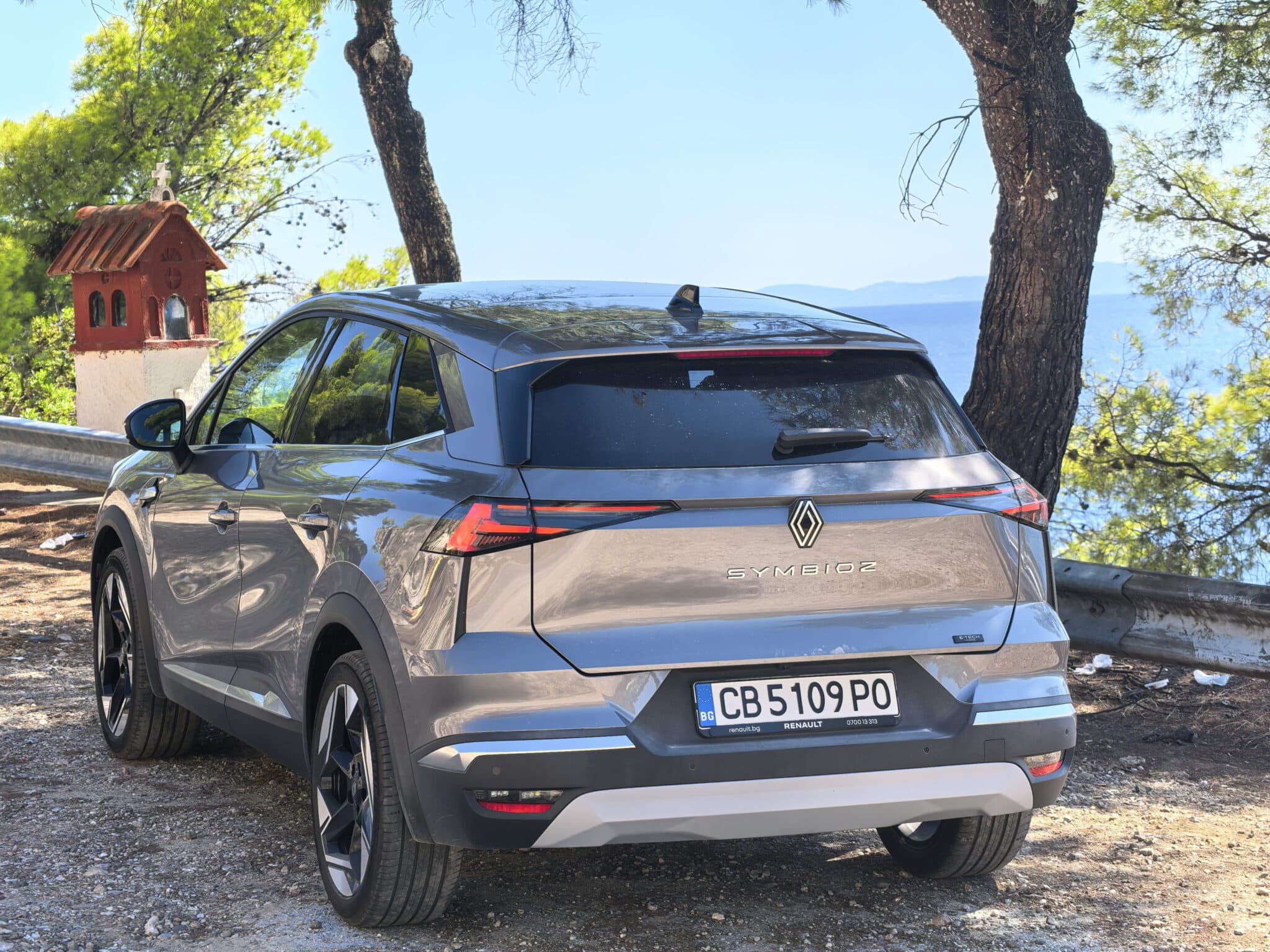 Renault Symbioz: новата дефиниция на „златната среда“ при SUV-овете