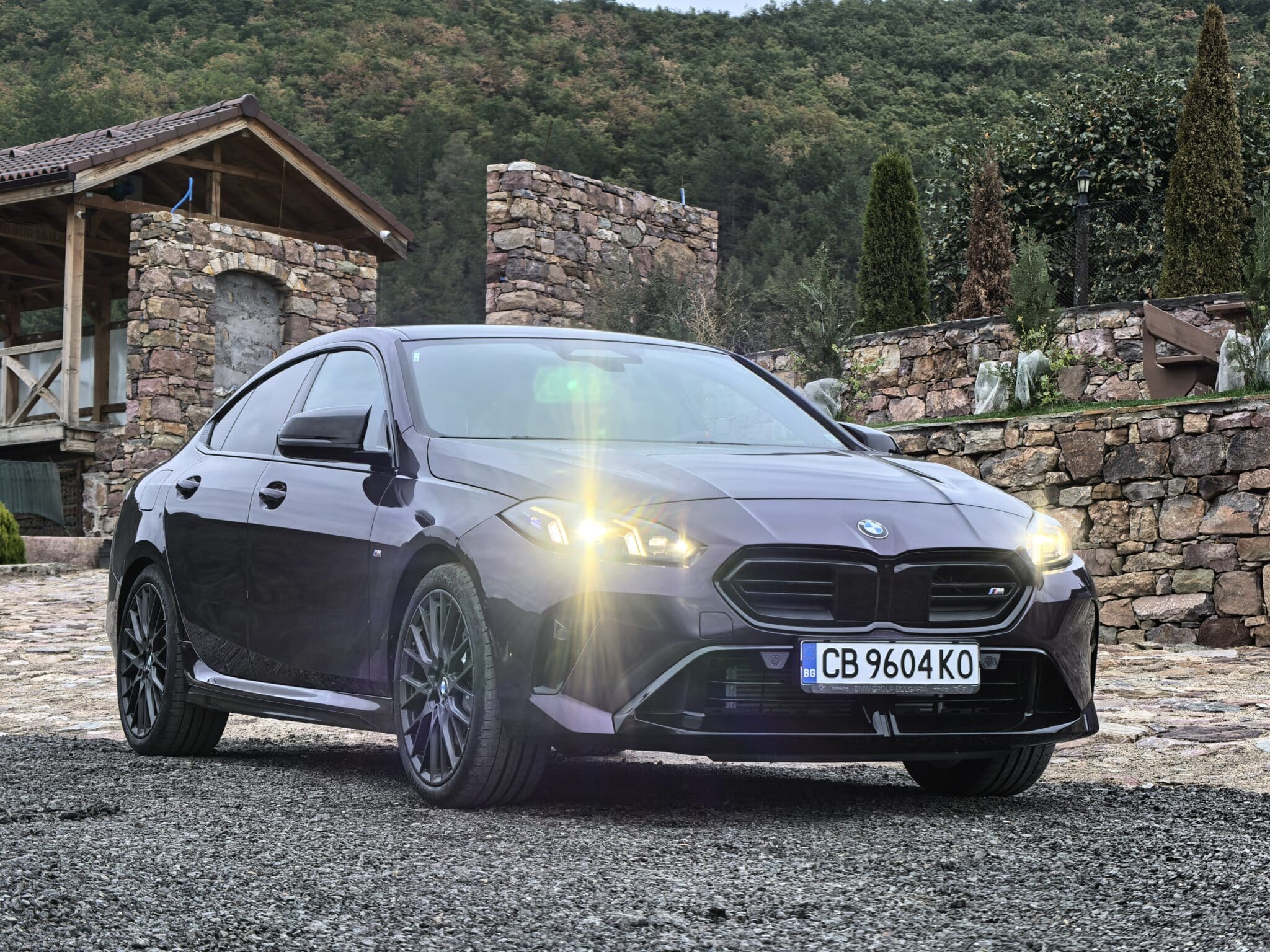 BMW M235 xDrive Gran Coupé (2025) – M дух в елегантен силует или най-приятната изненада на сезона?