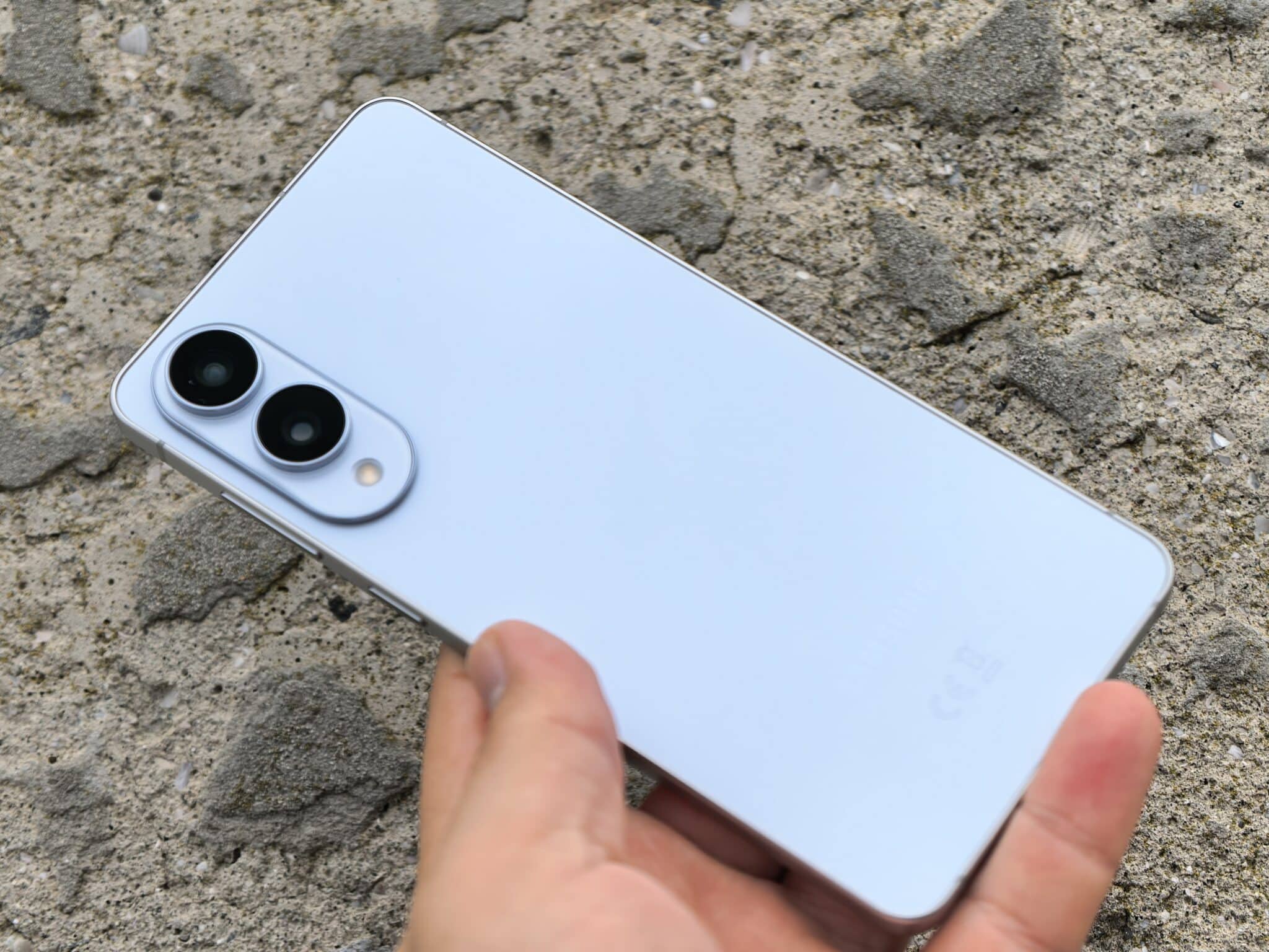 Galaxy S25 Edge: най-елегантният флагман, който Samsung е създавал