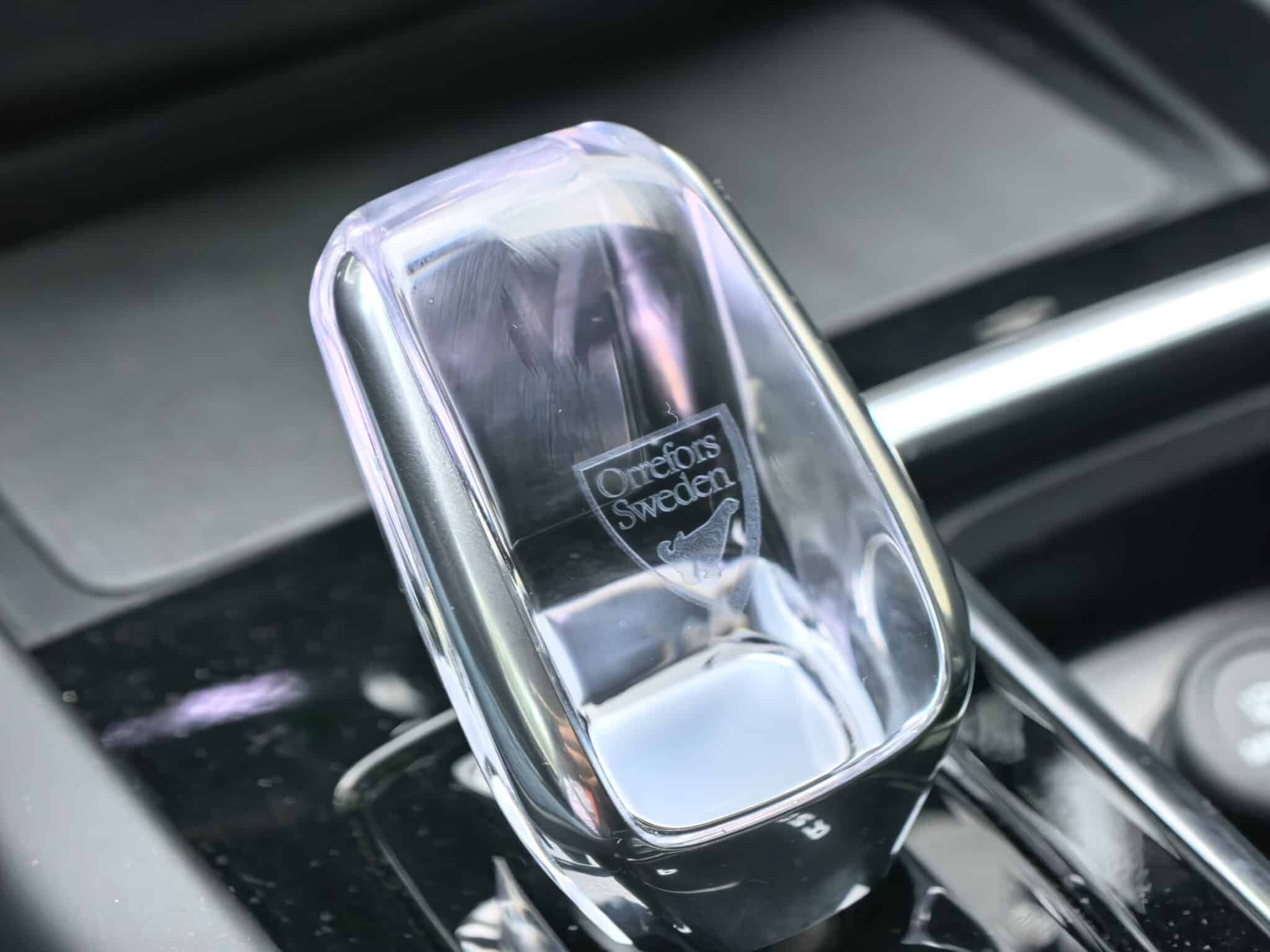 Volvo XC60 T8 PHEV: SUV за онези, които искат повече от самите себе си