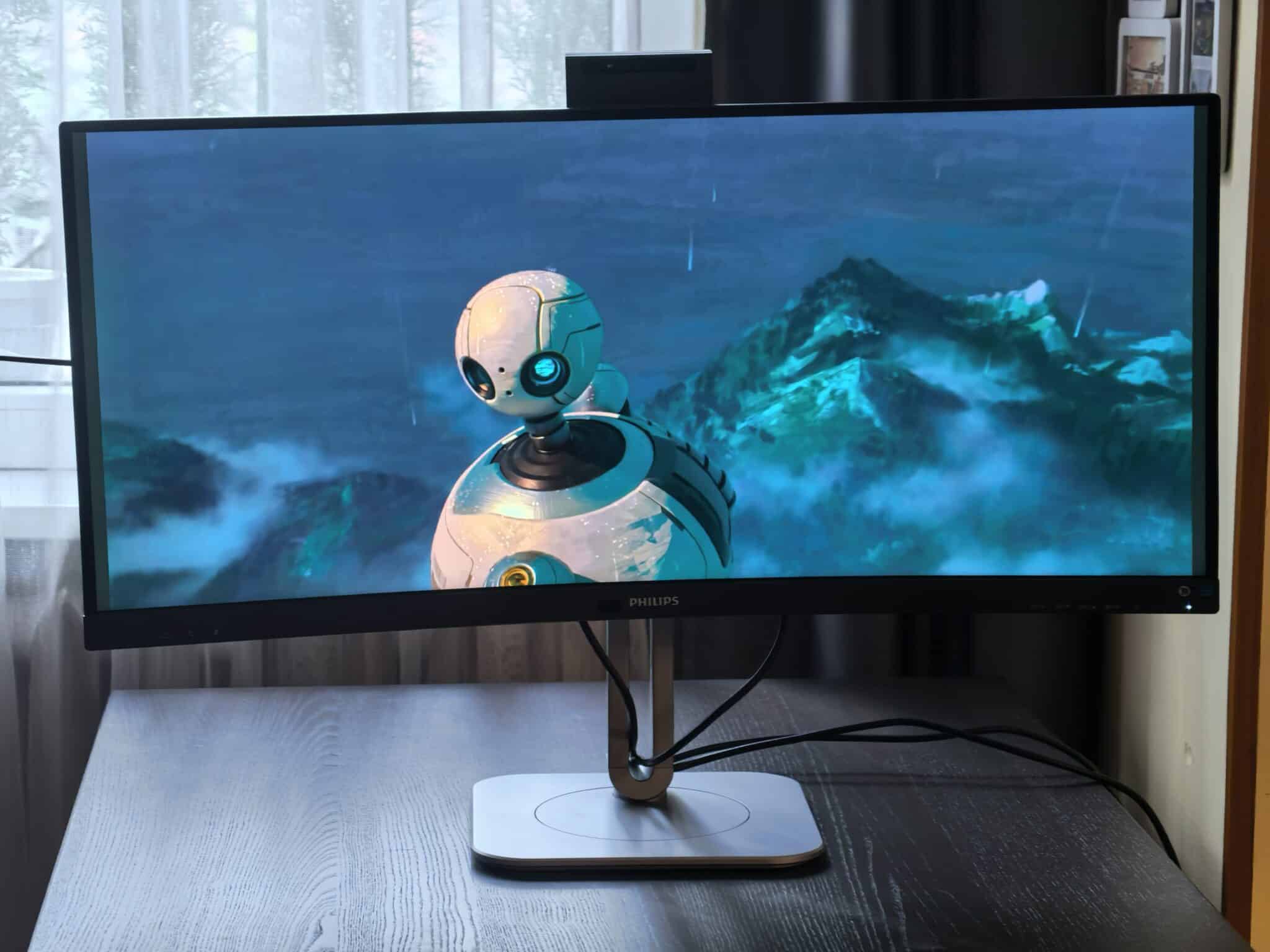 Philips 34B2U6603CH: Ултраширокият Thunderbolt 4 звяр, който превръща бюрото ви в професионално студио