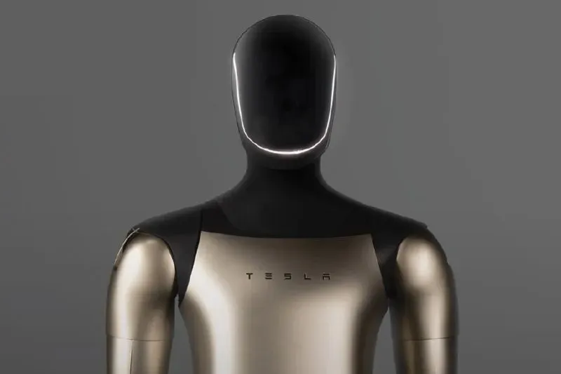 Продажбите на Tesla се сриват в световен мащаб – Мъск се занимава с роботи, а трябва да се занимава с нови електромобили