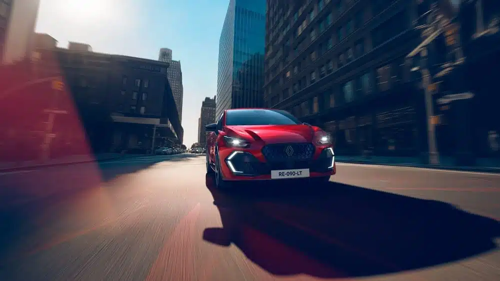 Новото Renault Clio се задава на пазара – шестото поколение на легендата вече е факт