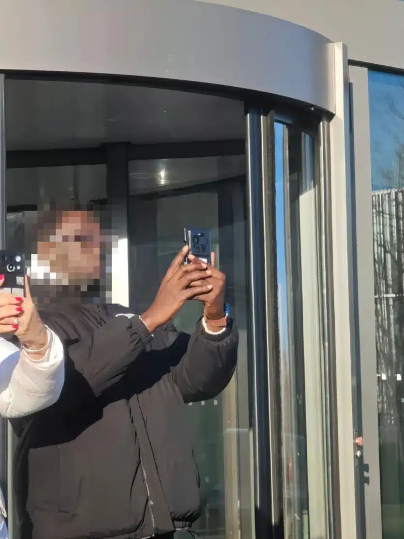 Xiaomi 17 Ultra: първите живи снимки потвърждават радикалните промени в камерата