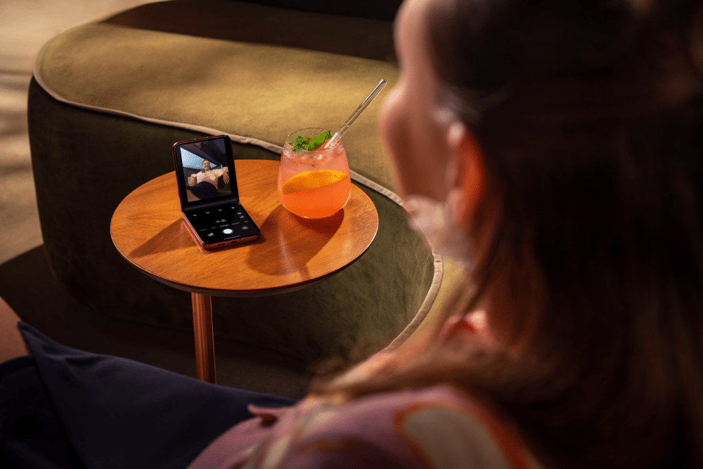 Motorola Razr 60 Ultra: Формата на лукса. Мозъкът на флагмана