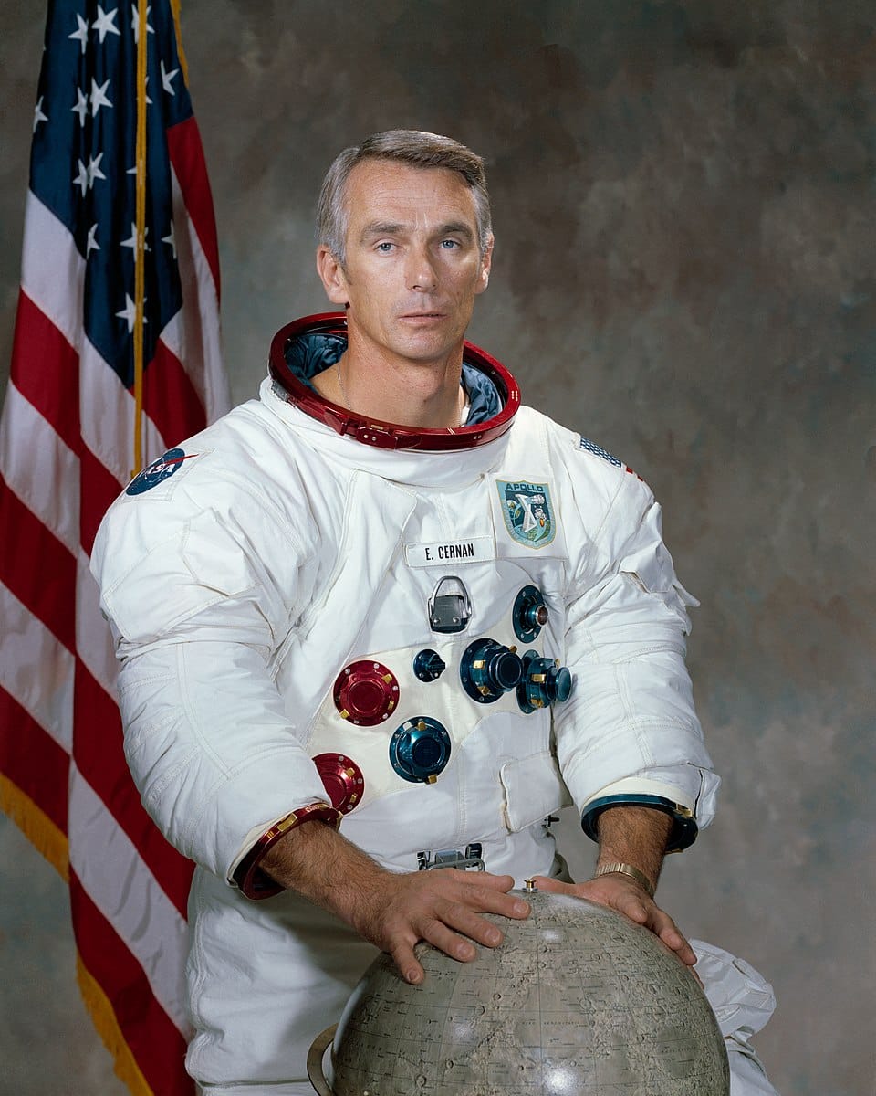 Apollo 17 и денят, в който спряхме да ходим на Луната. Защо сега всички бързат да се върнат