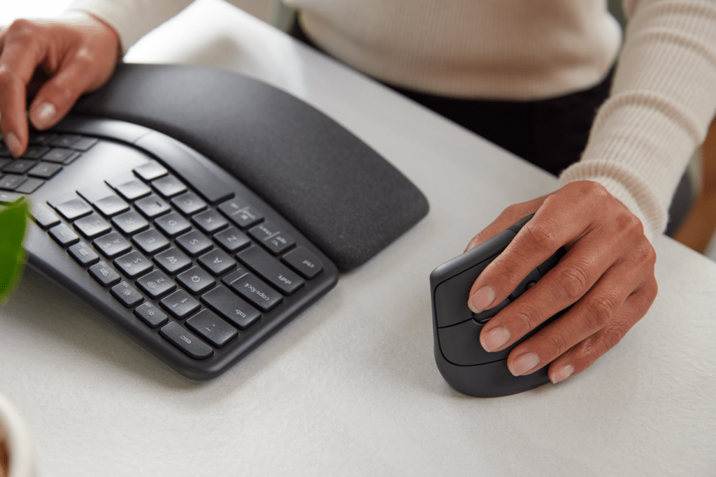Вивек Секар, Logitech: Изкуственият интелект вече управлява срещите по-добре от хората